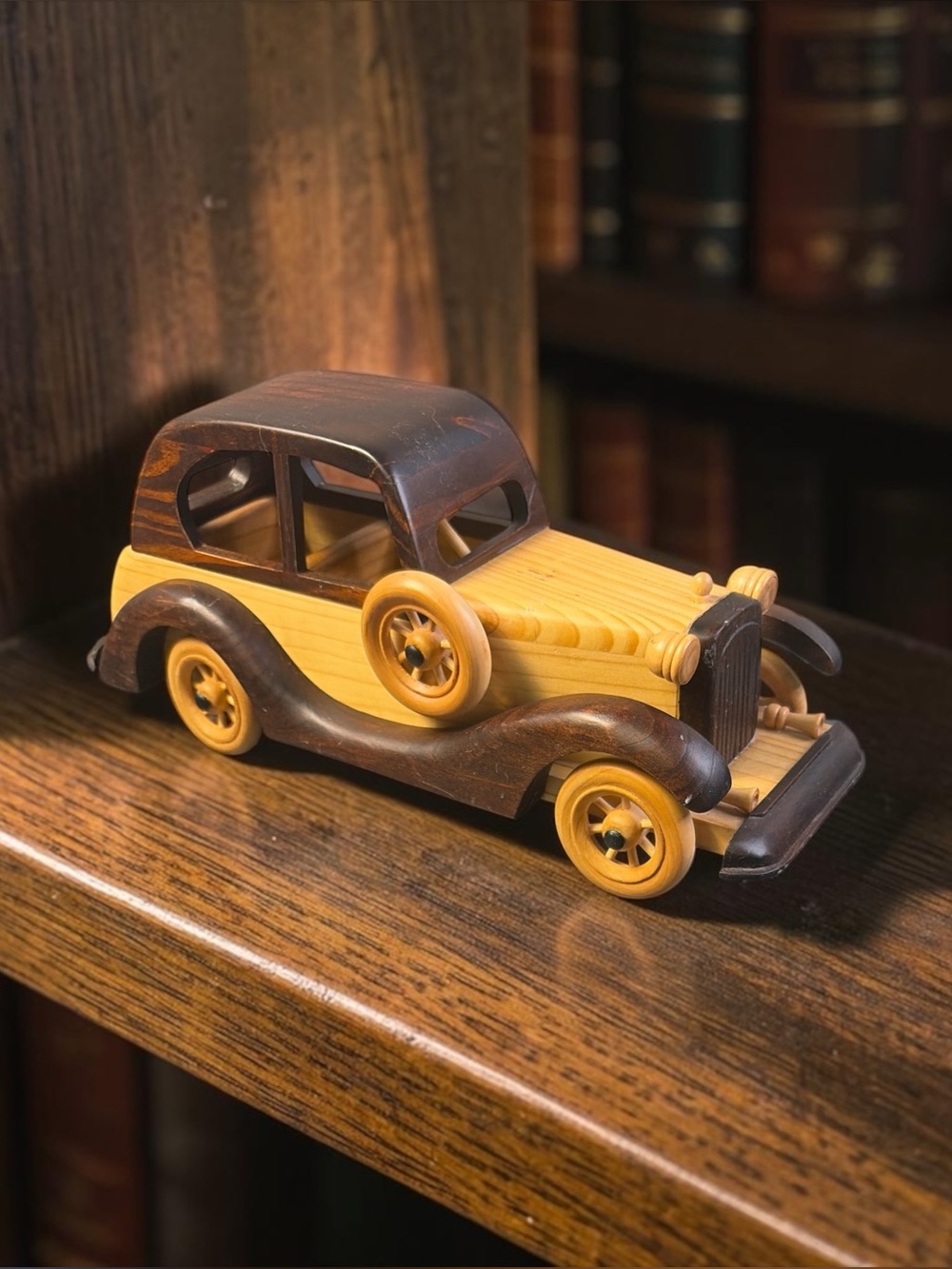 LARGE VINTAGE-STYLE WOODEN COLLECTOR CAR – HANDCRAFTED WOOD MODEL – 30” LONG DIS
